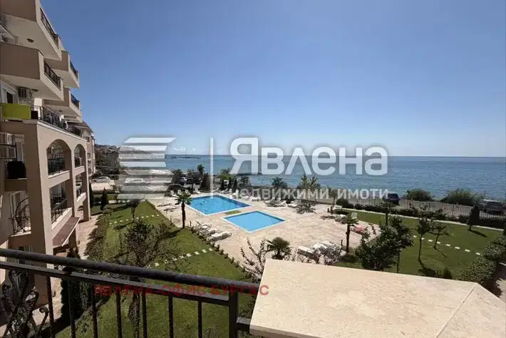 Two-room apartment with sea view in Sveti Vlas
