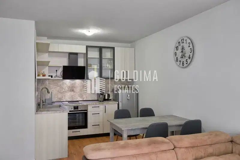 Two-room apartment in Sveti Vlas with terrace and pool