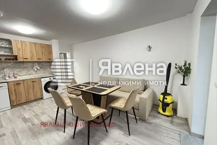 Two-room apartment in Sveti Vlas with functional layout