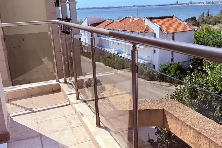 Two-room apartment with sea view in Sveti Vlas