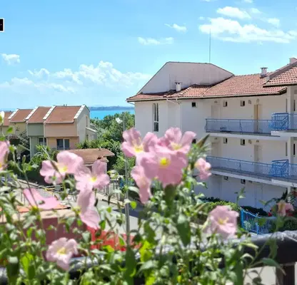 Photo 5 — 2-room apartment in Sveti Vlas with terrace and elevator