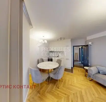 Снимка 3 — Тристаен апартамент с морска панорама в Свети Влас
