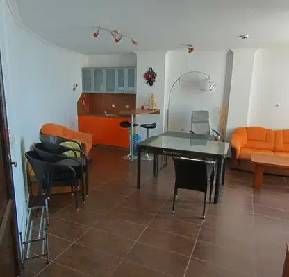 Photo 2 — Spacious 4-room apartment with panoramic terrace in Sveti Vlas