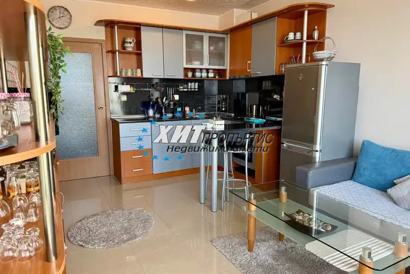 Two-room apartment with terrace and parking space in Sveti Vlas