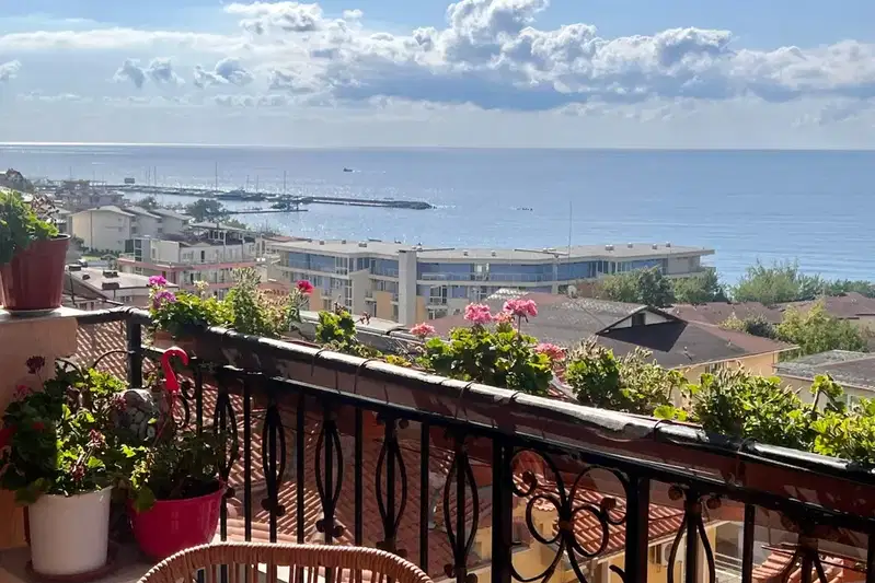 3-room maisonette with panoramic view in Sveti Vlas