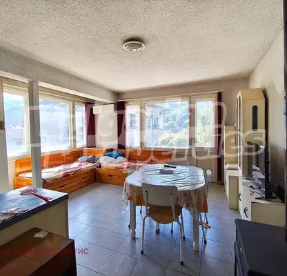 Photo 2 — 3-bedroom apartment in Lovech, Teteven