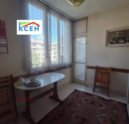Снимка 4 — Тристаен апартамент с две тераси в кв. Боровец, Търговище