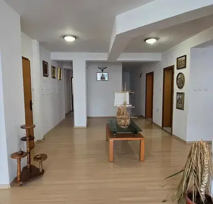 Photo 5 — 4-bedroom apartment in Tyrgovishte, Borovec
