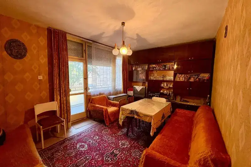 Multi-room apartment with 3 terraces in Varosha district, Targovishte