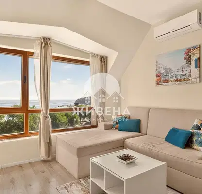 Photo 3 — Two-room apartment with large terrace in Asparuhovo, Varna