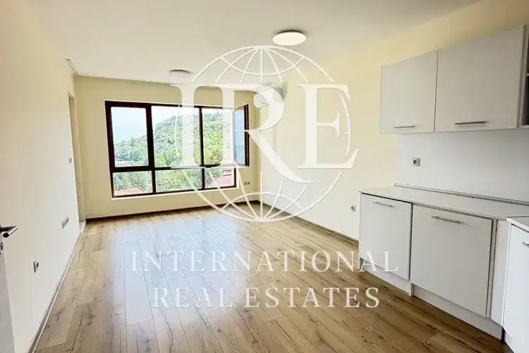 Two-room apartment with sea view in Asparuhovo, Varna