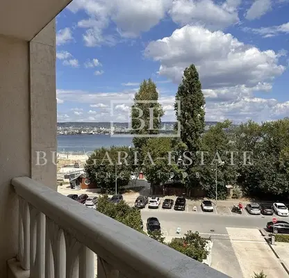 Снимка 4 — Двустаен апартамент с морска панорама в Аспарухово, Варна