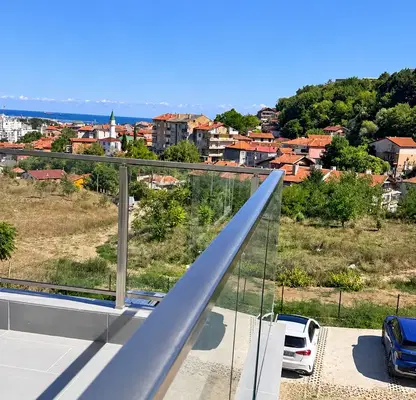 Photo 2 — Two-room apartment with panoramic terrace in Asparuhovo, Varna
