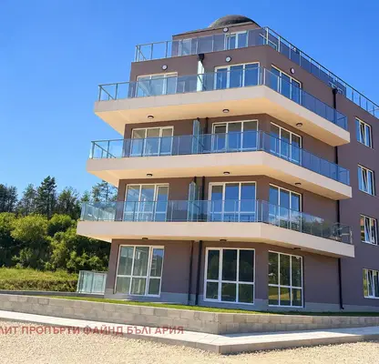 Photo 3 — Two-room apartment with panoramic terrace in Asparuhovo, Varna