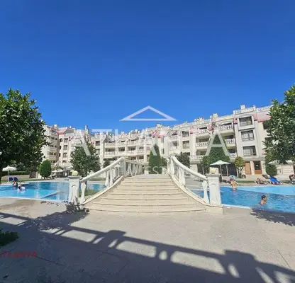 Photo 2 — Three-room apartment with large terrace and sea view in Asparuhovo