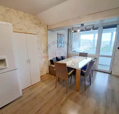 Photo 2 — Three-room apartment with panoramic terrace in Asparuhovo, Varna