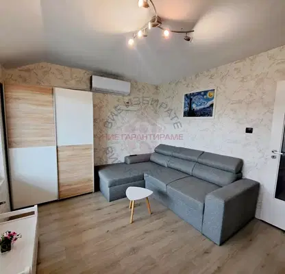 Photo 5 — Three-room apartment with panoramic terrace in Asparuhovo, Varna