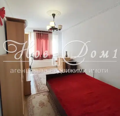 Снимка 2 — Тристаен апартамент в град Варна, Автогара, с тераса