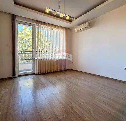 Photo 2 — 3-bedroom apartment in Varna, Bazar Levski