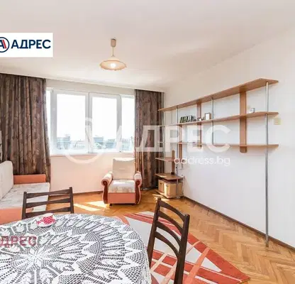 Photo 2 — Two-room apartment with south aspect in Bazar Levski, Varna