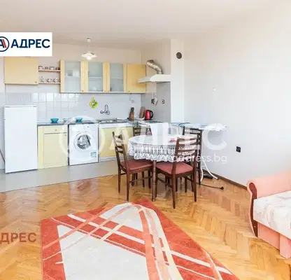 Photo 4 — Two-room apartment with south aspect in Bazar Levski, Varna