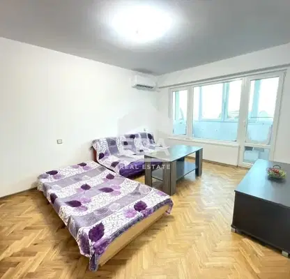 Снимка 3 — Двустаен апартамент с морска панорама в Базар Левски, Варна