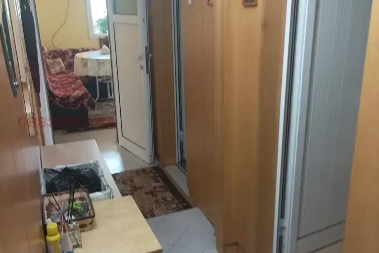 Three-room apartment in Bazar Levski, Varna on the 3rd floor
