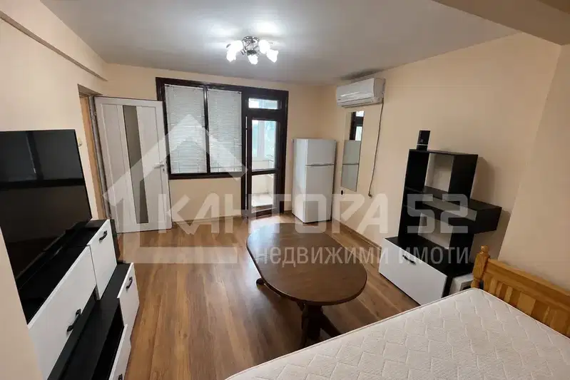 One-room apartment in Business Hotel, Varna with separate kitchen