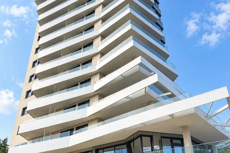 2-room apartment in Briz, Varna with balcony and basement