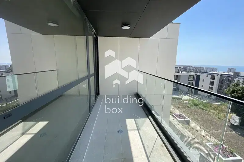 Three-room apartment with yard in Briz, Varna, new-build