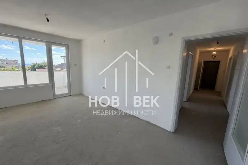 Three-room apartment with two terraces in Briz, Varna