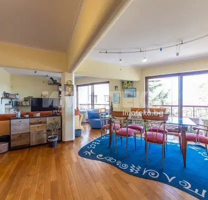 Photo 4 — Spacious 4-room apartment in Briz, Varna with two terraces