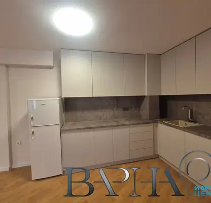 Photo 2 — Spacious one-room apartment with yard in Briz, Varna