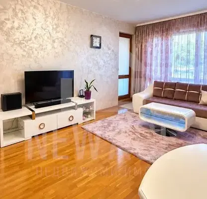 Photo 2 — 2-bedroom apartment in Varna, Briz