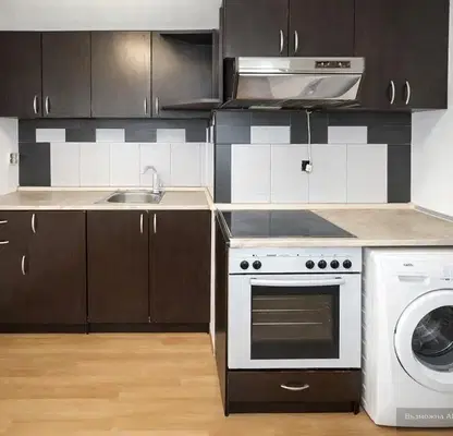 Photo 3 — Two-room apartment in Briz, Varna with elevator