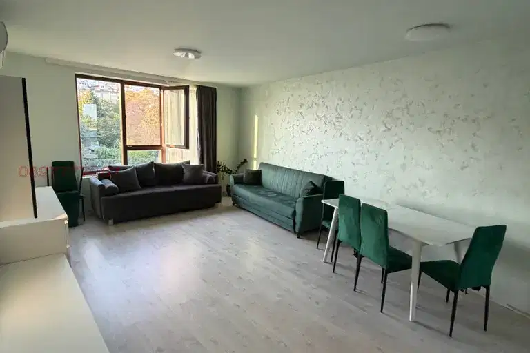 4-bedroom apartment in Varna, Briz