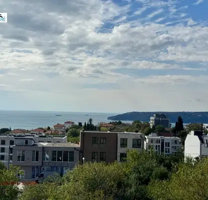 Photo 4 — Spacious 4-room apartment with sea view in Briz, Varna