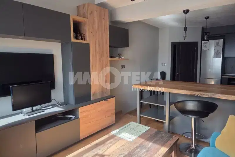 Three-room apartment in Central Post Office, Varna with two terraces
