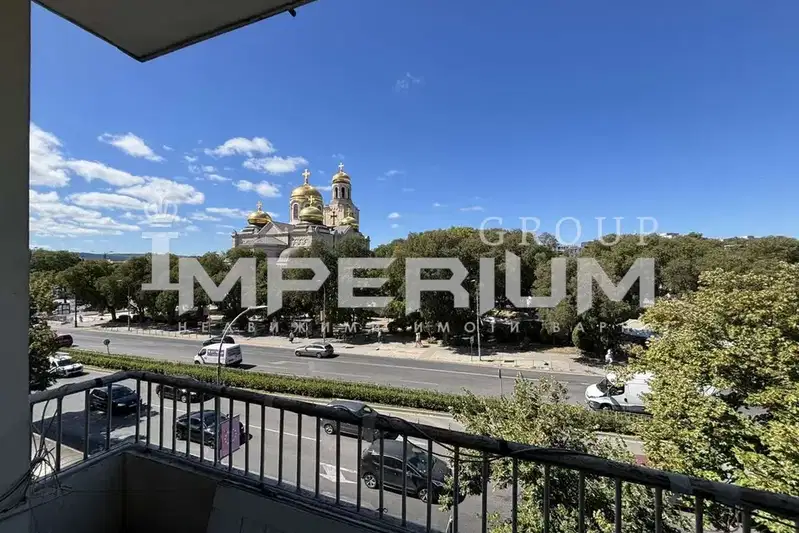 3-bedroom apartment in Varna, Centralna Poshta
