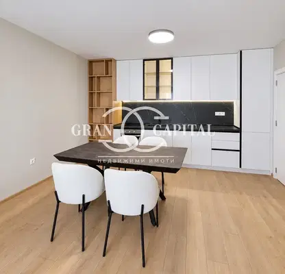 Photo 2 — 3-bedroom apartment in Varna, Centralna Poshta