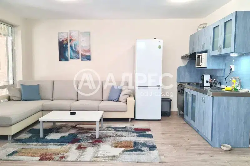 Two-room apartment with veranda in the center of Varna