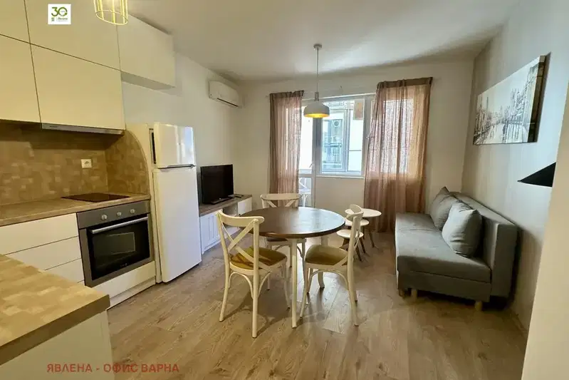 Two-room apartment near Central Post Office in Varna with terrace