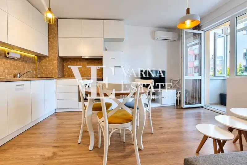 Two-room apartment in Central Post Office, Varna with terrace
