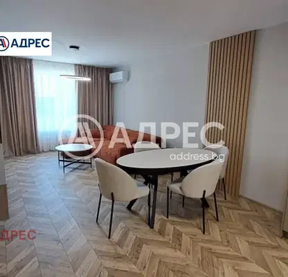 Снимка 3 — Двустаен апартамент в Център на Варна с асансьор и паркинг