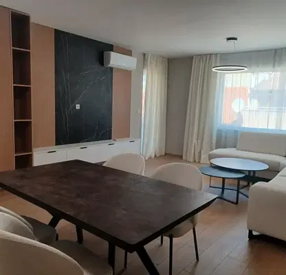 Photo 3 — Three-room apartment with terrace in Center, Varna