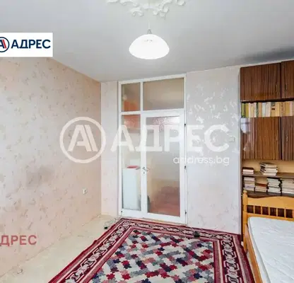 Снимка 2 — Тристаен апартамент с две тераси в Център, Варна