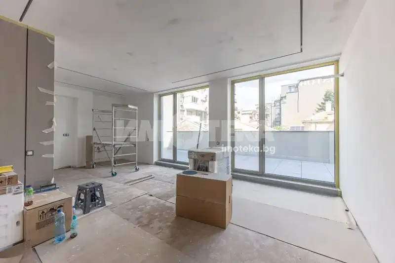 3-bedroom apartment in Varna, Centyr