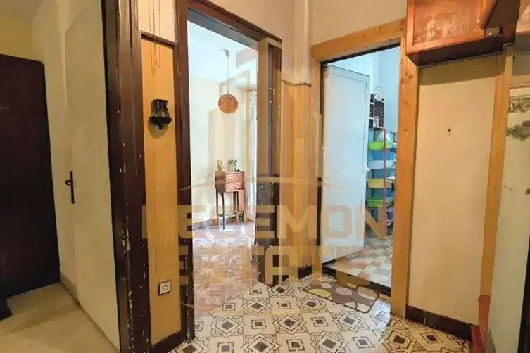 Three-room apartment in Varna Centre with basement
