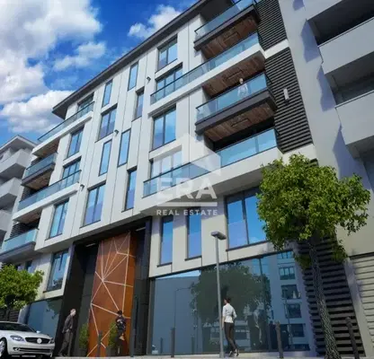 Photo 3 — Three-room apartment with two terraces in Center, Varna