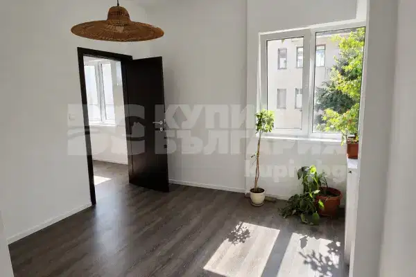 4-bedroom apartment in Varna, Centyr